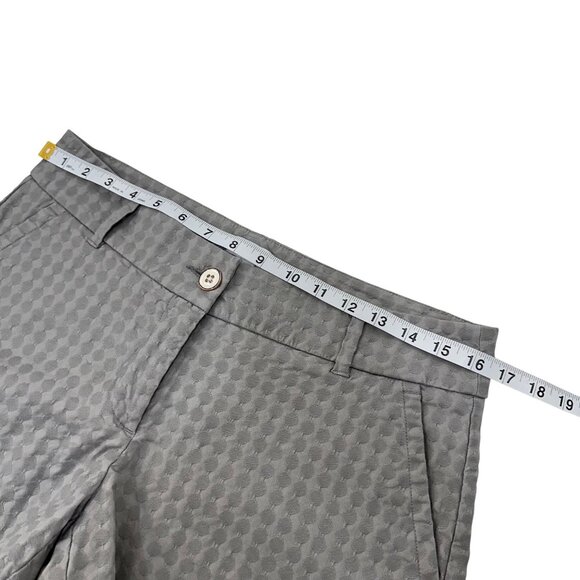 Crown & Ivy Shelvy Women Scalloped Hem Gray Polka Dot Chino Shorts Size 4 - Picture 5 of 11